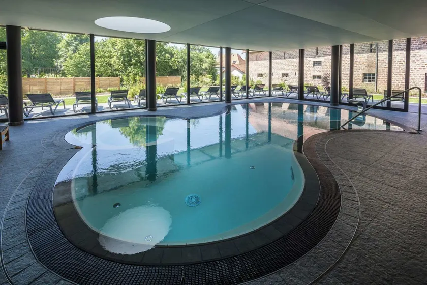 L'auberge Du Cheval Blanc et Spa - Image 1