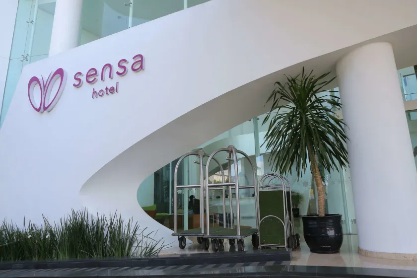 Sensa Hotel Bandung - Interior entrance