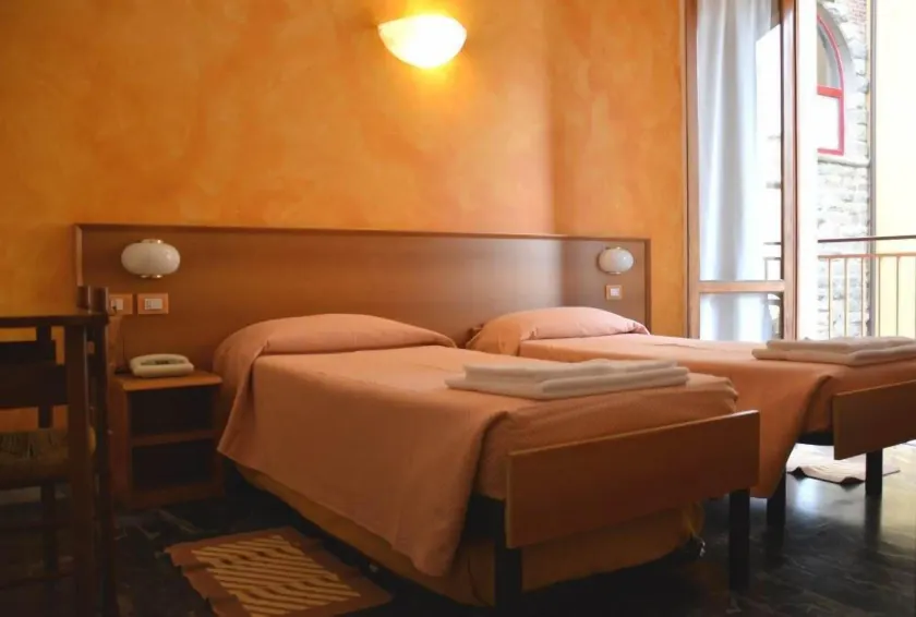 Albergo Corallo - Image 1