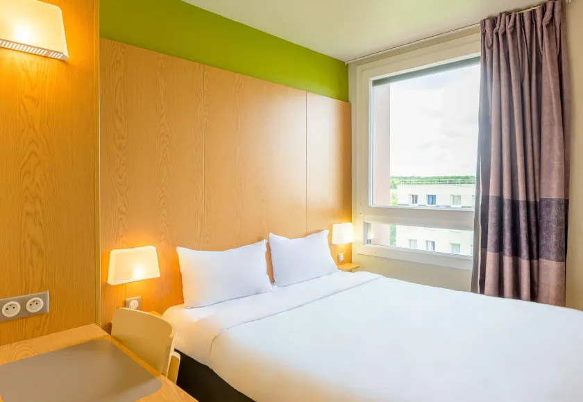 B&B HOTEL Marne-la-Vallée Torcy Gare 3 étoiles  - Image 1
