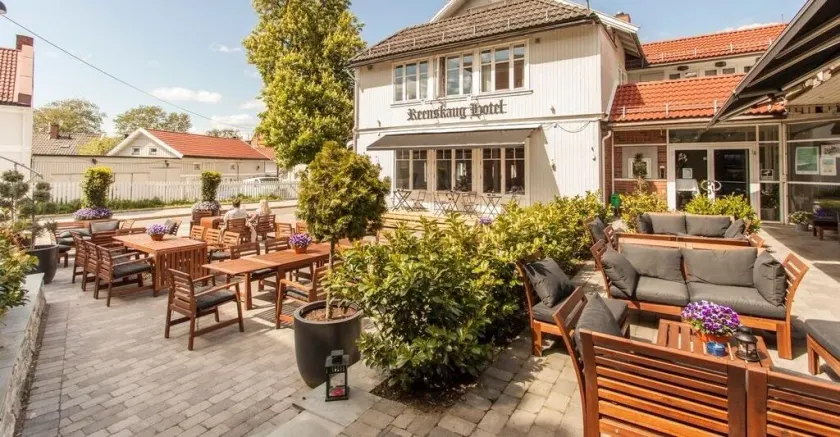 Reenskaug Hotel - Image 1