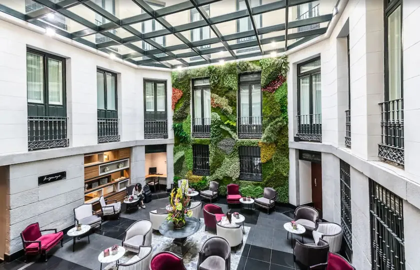 Hotel Intur Palacio San Martín - Image 1