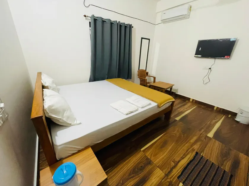 Murdeshwar Comforts - Room