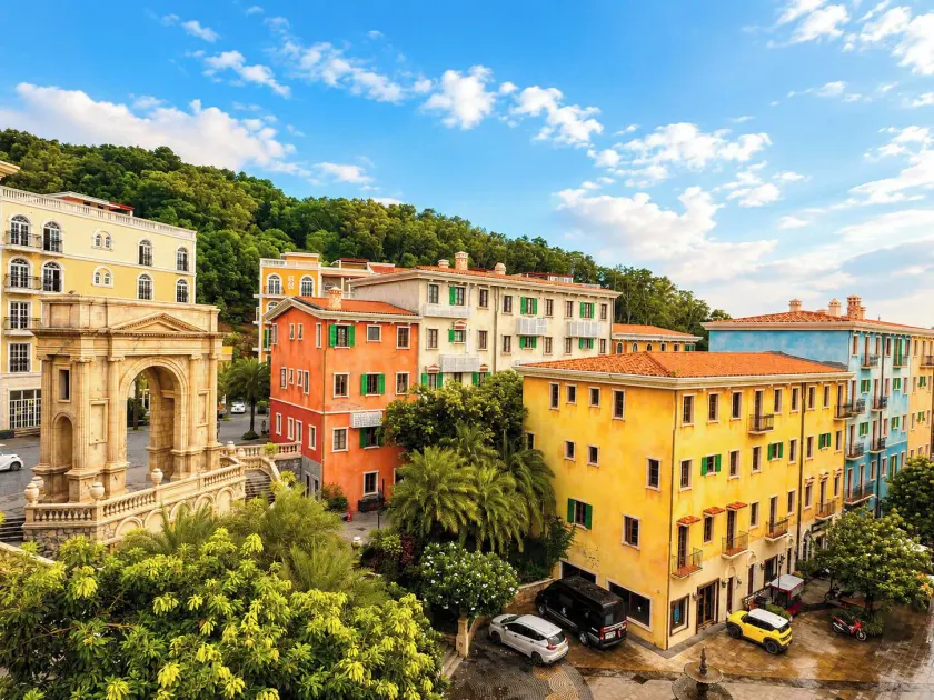 Pearl Vista Boutique Hotel - Image 1
