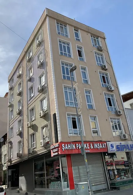 Camellia Suit Hotel - Image 1