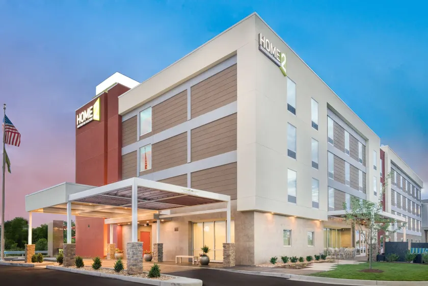 Home2 Suites by Hilton Bowling Green Hotel - Image 1