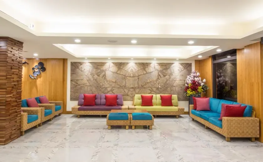 Dong Tair Spa Hotel - Image 1
