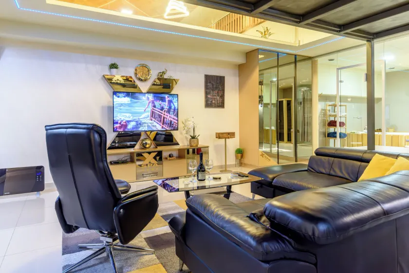 Xspa apartment cryptocurrency pay available - Image 1