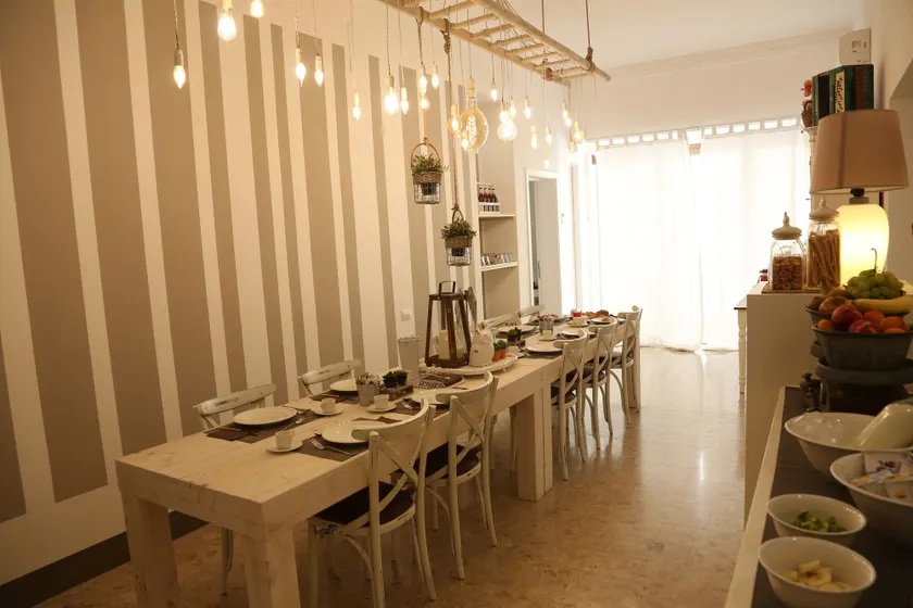 Dimi House - Image 1