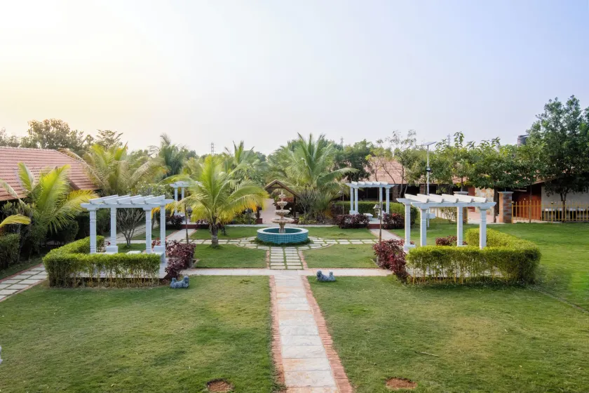 Brown Town Resort & Spa - Image 1