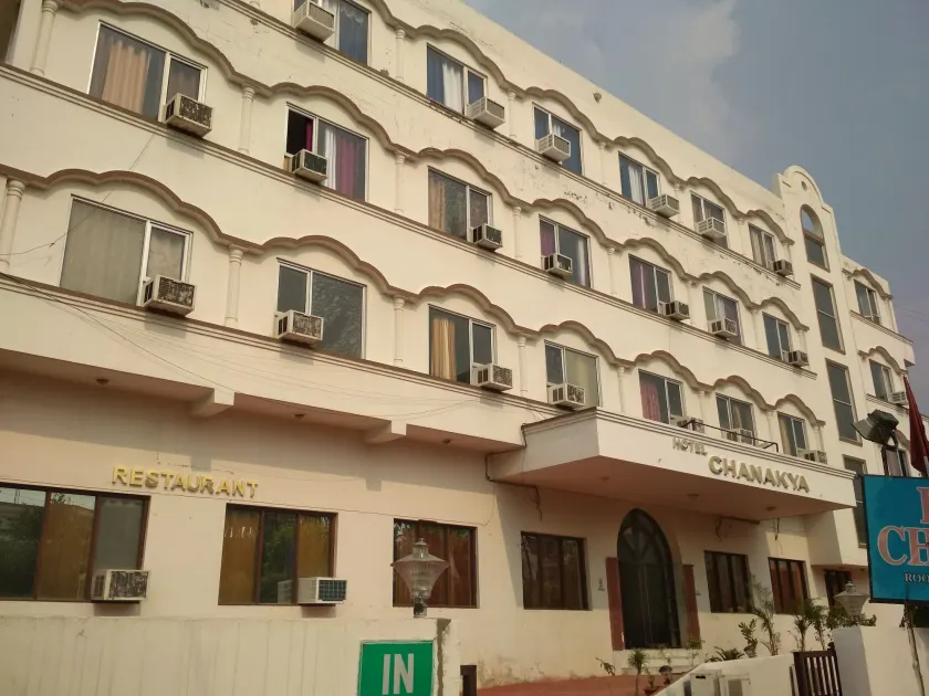Hotel Chanakya - Image 1