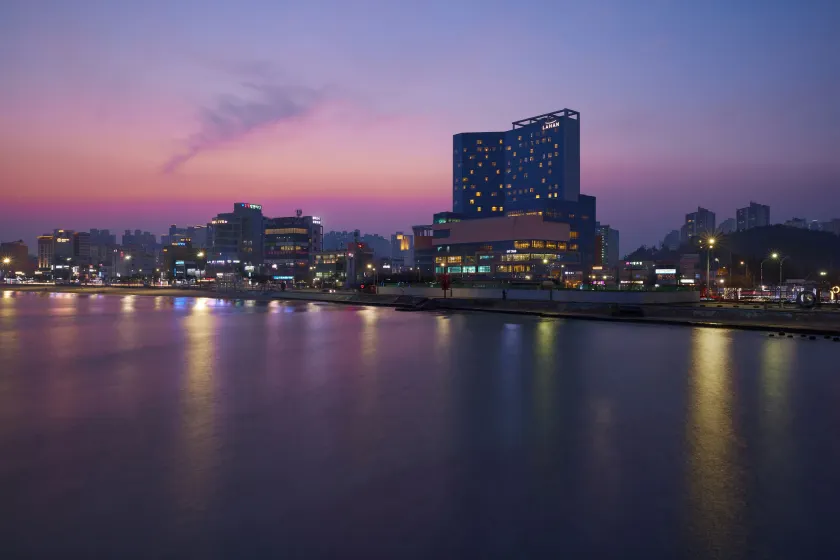 Lahan Hotel Pohang - Image 1