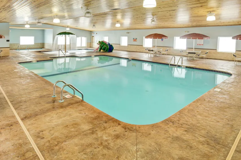 Med City Inn & Suites Rochester Mayo Clinic Area - Image 1