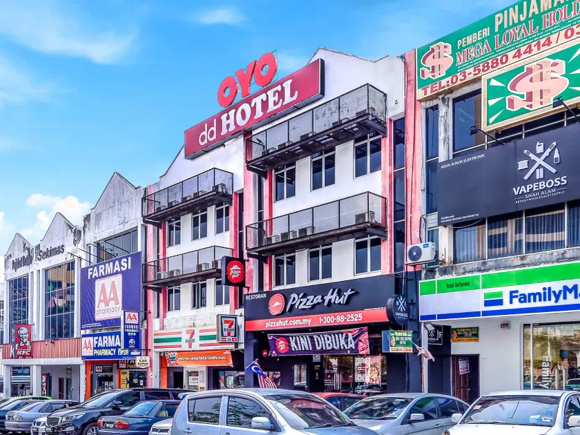 Hotel O Shah Alam Near IDCC Convention Centre Formerly DD hotel - Image 1
