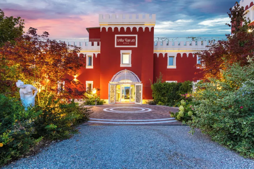 VILLA GARUTI VILLAGE - Image 1
