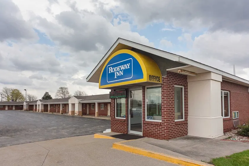 Rodeway Inn Wauseon - Image 1