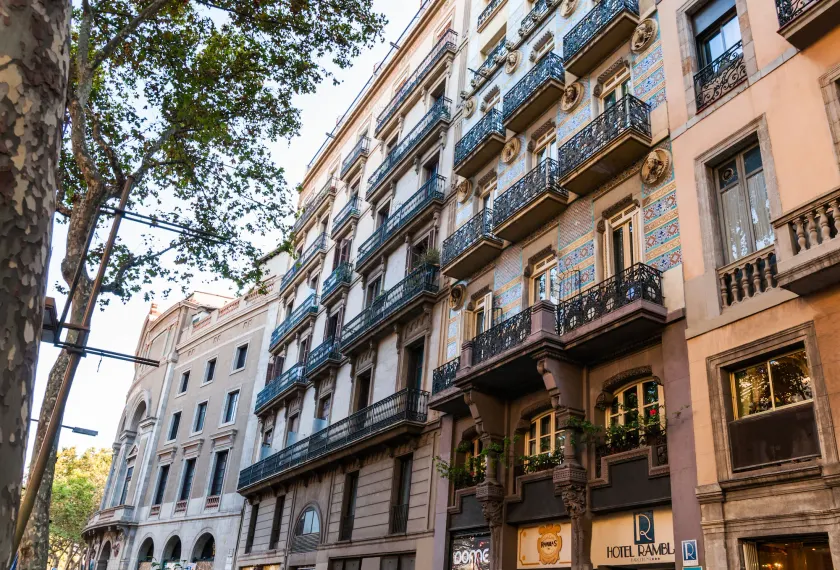 Grande chambre chez l'habitant avec sauna | Proche Place de Catalogne - Image 1