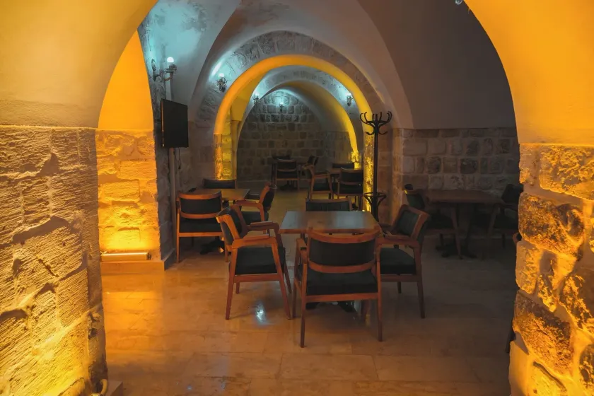 Kasr-i Divan Hotel - Image 1