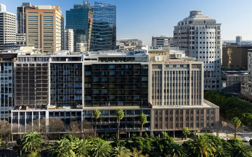 Radisson Hotel Cape Town Foreshore - Image 1