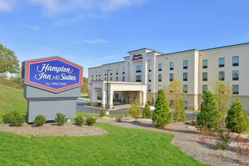 Hampton Inn & Suites California University-Pittsburgh - Image 1