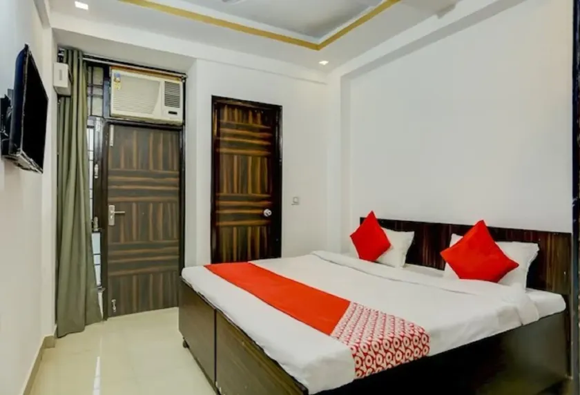 Hotel Golden Inn - Chambre
