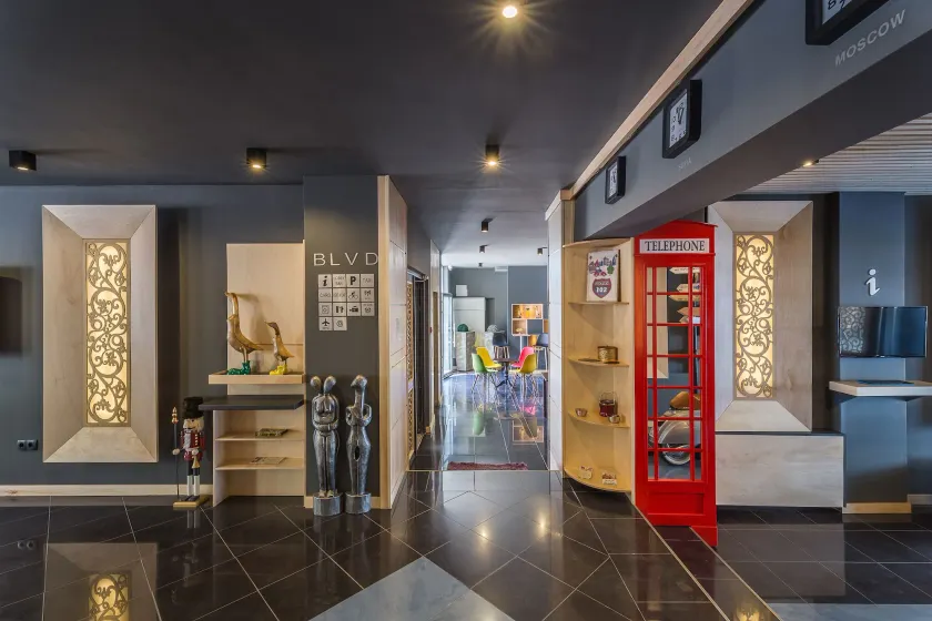 Hotel BLVD 7 - Image 1