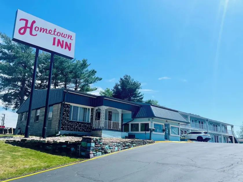 Hometown INN - Image 1