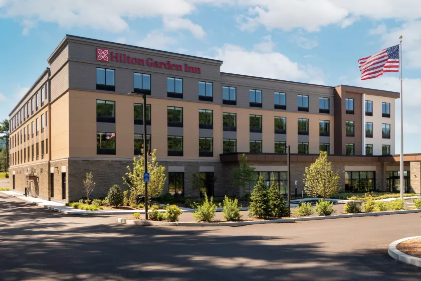 Hilton Garden Inn Boston Canton - Image 1