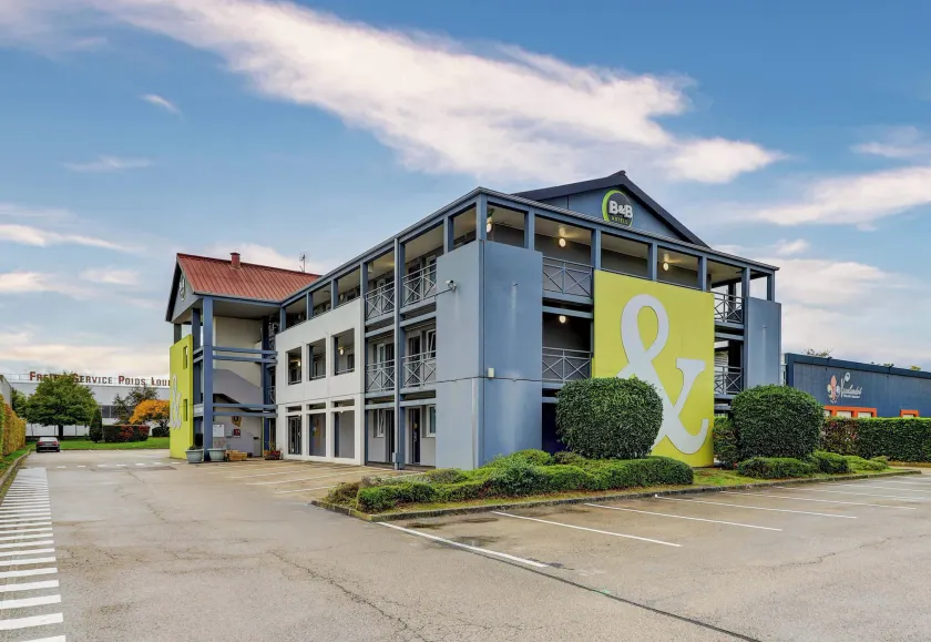 B&B HOTEL Dijon Marsannay - Image 1
