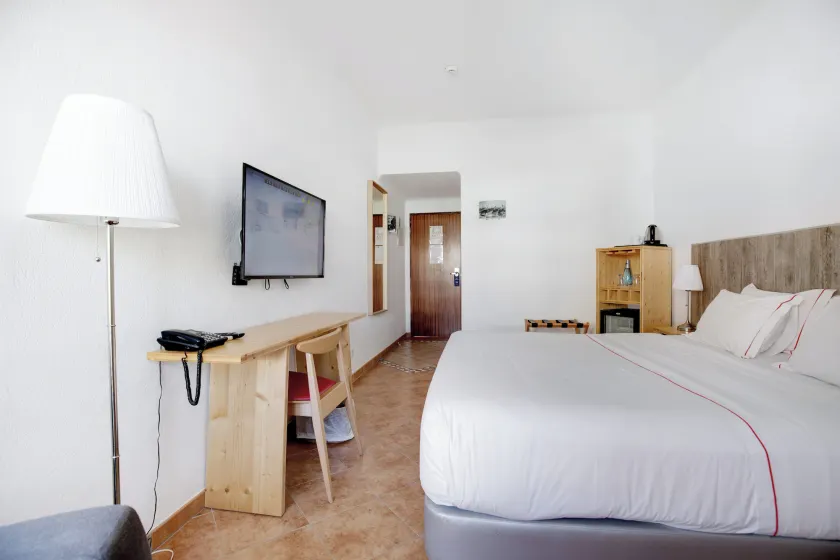 Hotel Carvoeiro Plaza - Image 1