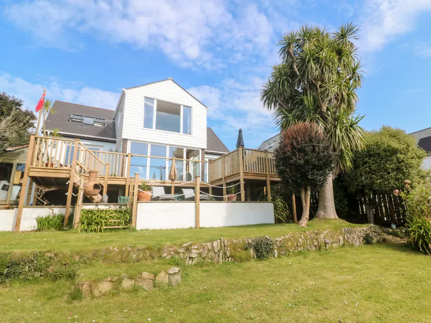 Trewartha Beach House - Image 1