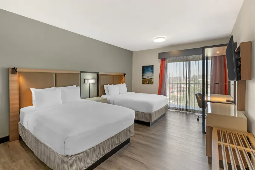 Best Western Plus Atlanta Airport East - Image 1