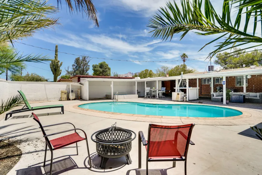 Tucson Vacation Rental: Private Pool & Fire Pit! - Image 1