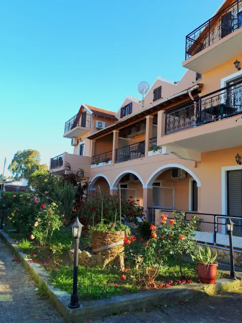 Antzela Apartments - Image 1