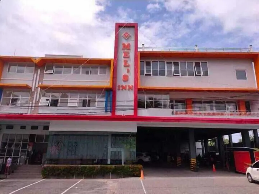 Mel's Inn Manado - Image 1