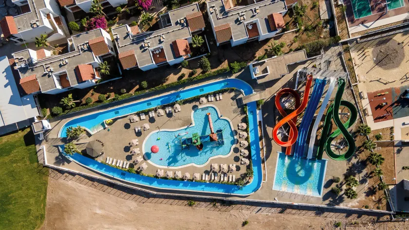 Kapetanios Aqua Resort - Image 1