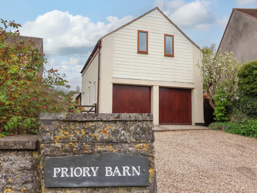 Priory Barn Apartment - Image 1