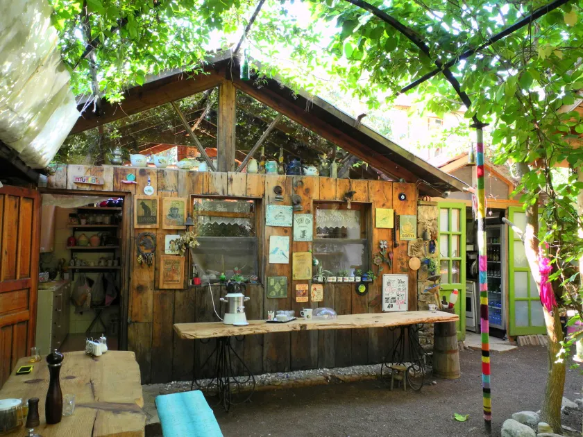 Daphne House - Image 1