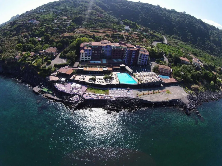 Hotel Santa Tecla Palace - Image 1