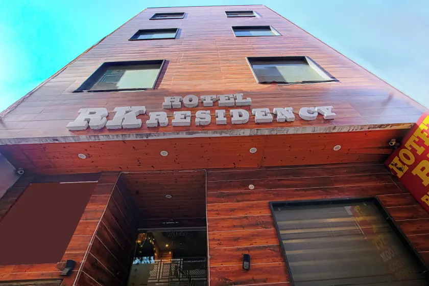 Hotel RK Residency Opposite ISBT Sector 43 Chandigarh - Image 1