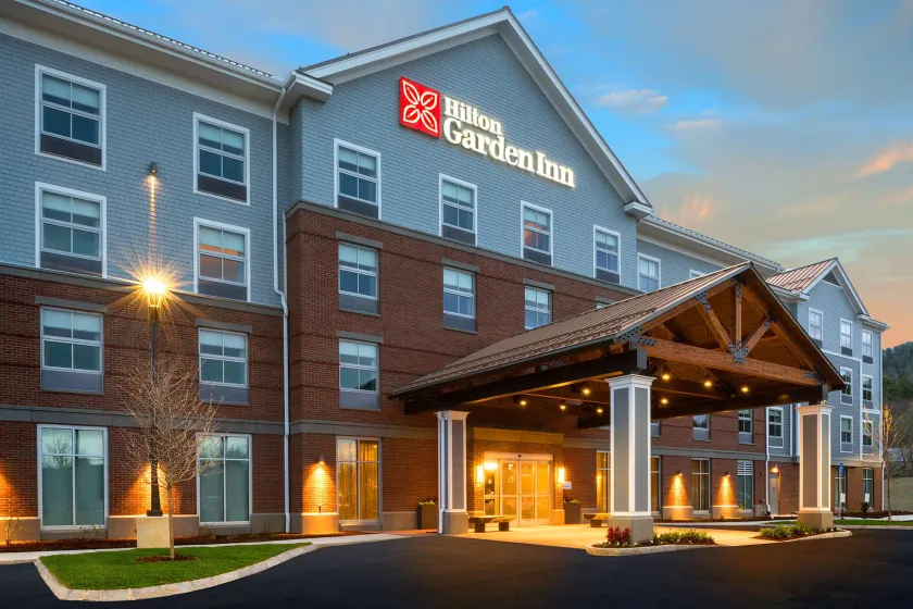 Hilton Garden Inn Hanover Lebanon - Image 1
