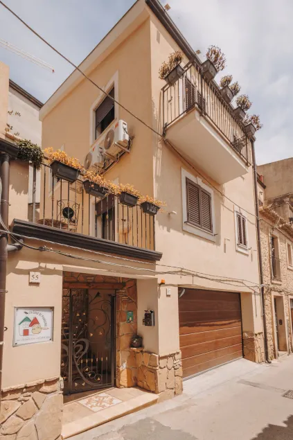 La Casa Di Pinocchio - Image 1