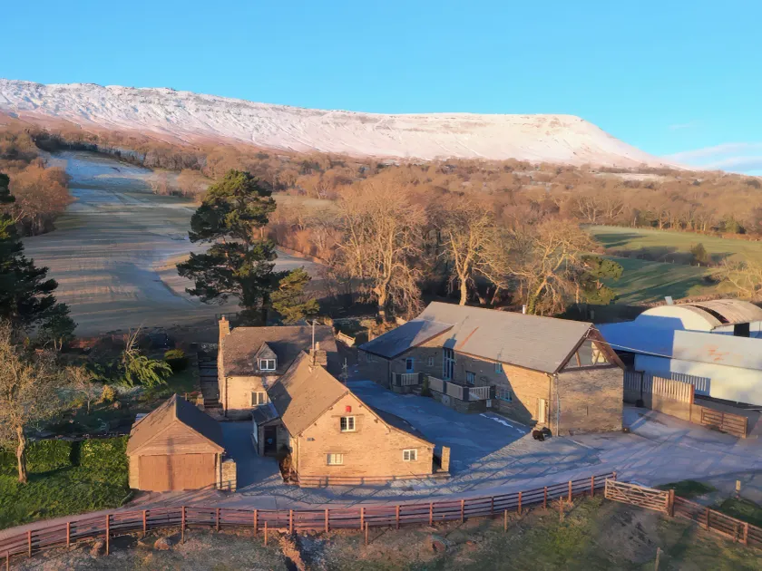 White Haywood Barn - Image 1