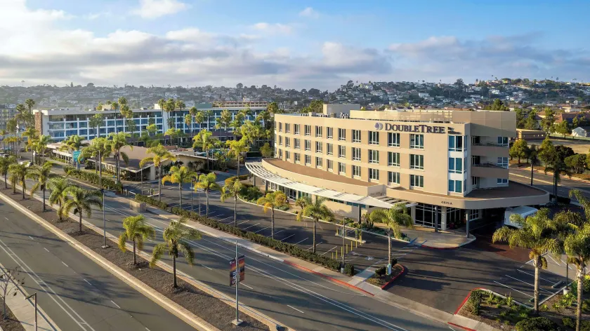 DoubleTree by Hilton San Diego Bayside - Image 1