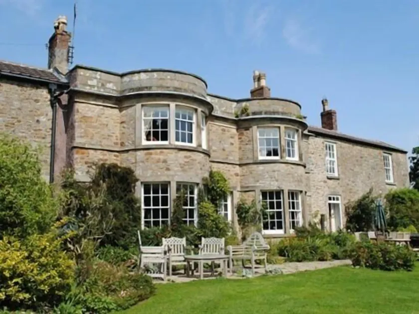 Whashton Springs Farmhouse B&B - Image 1