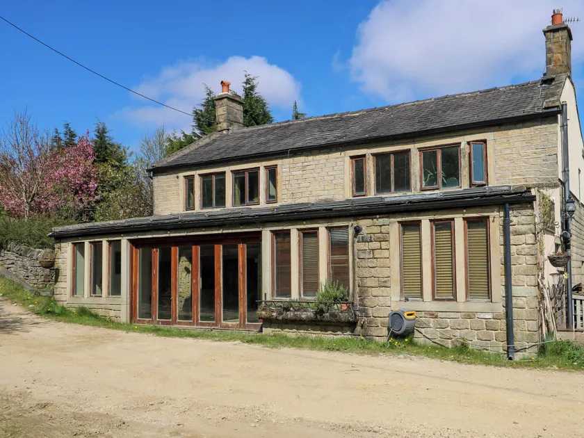 Pule Hill Farm - Image 1