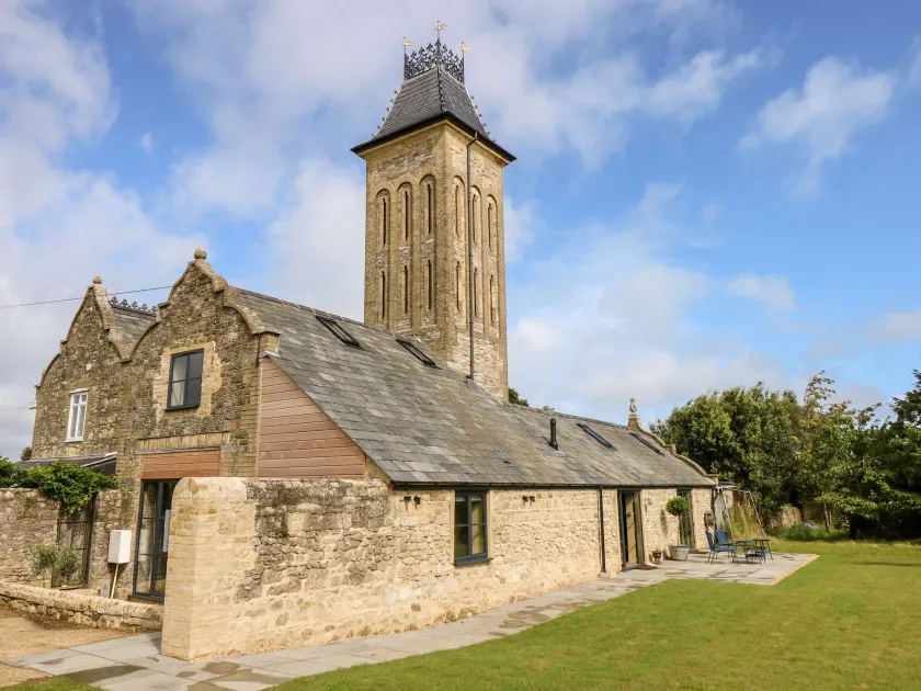 Tower Barn Cottage - Image 1