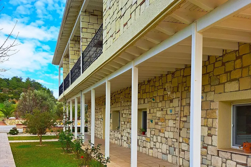 Otel Naturla Göl Evi - Image 1