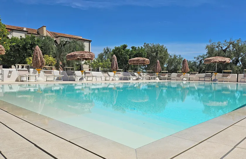Hotel Residence Torre Del Porto - Image 1