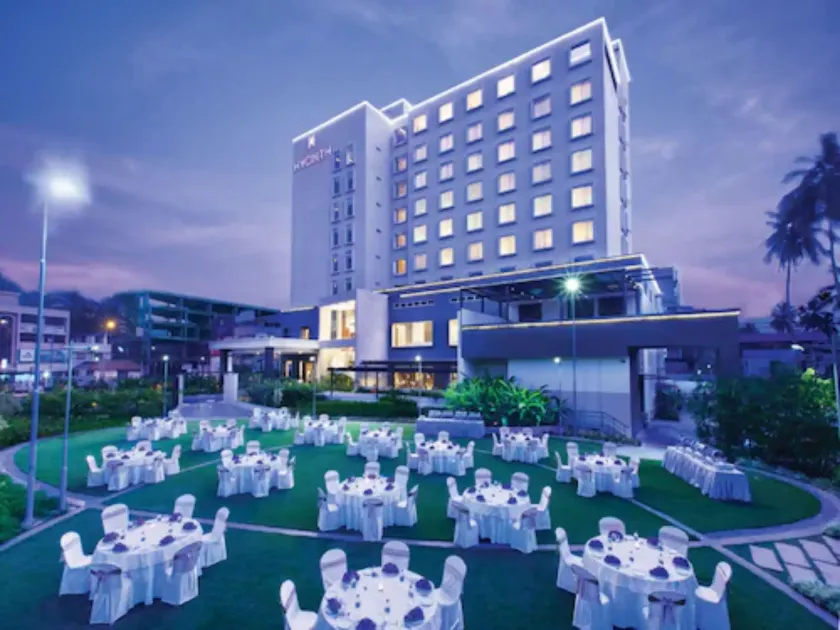 HYCINTH Hotels - Image 1